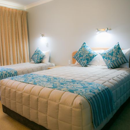 Gosford Palms Motor Inn Dış mekan fotoğraf