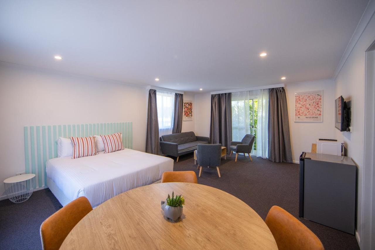 Gosford Palms Motor Inn Dış mekan fotoğraf