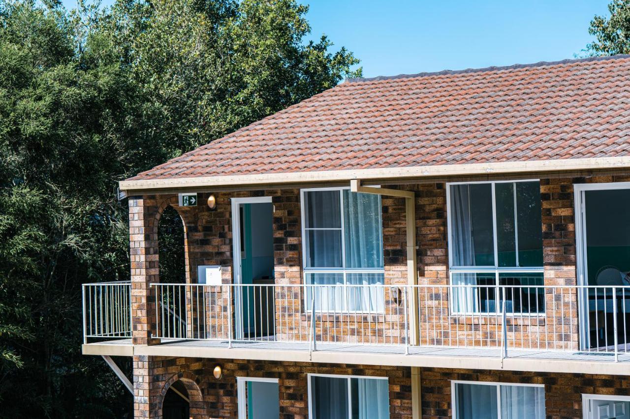 Gosford Palms Motor Inn Dış mekan fotoğraf