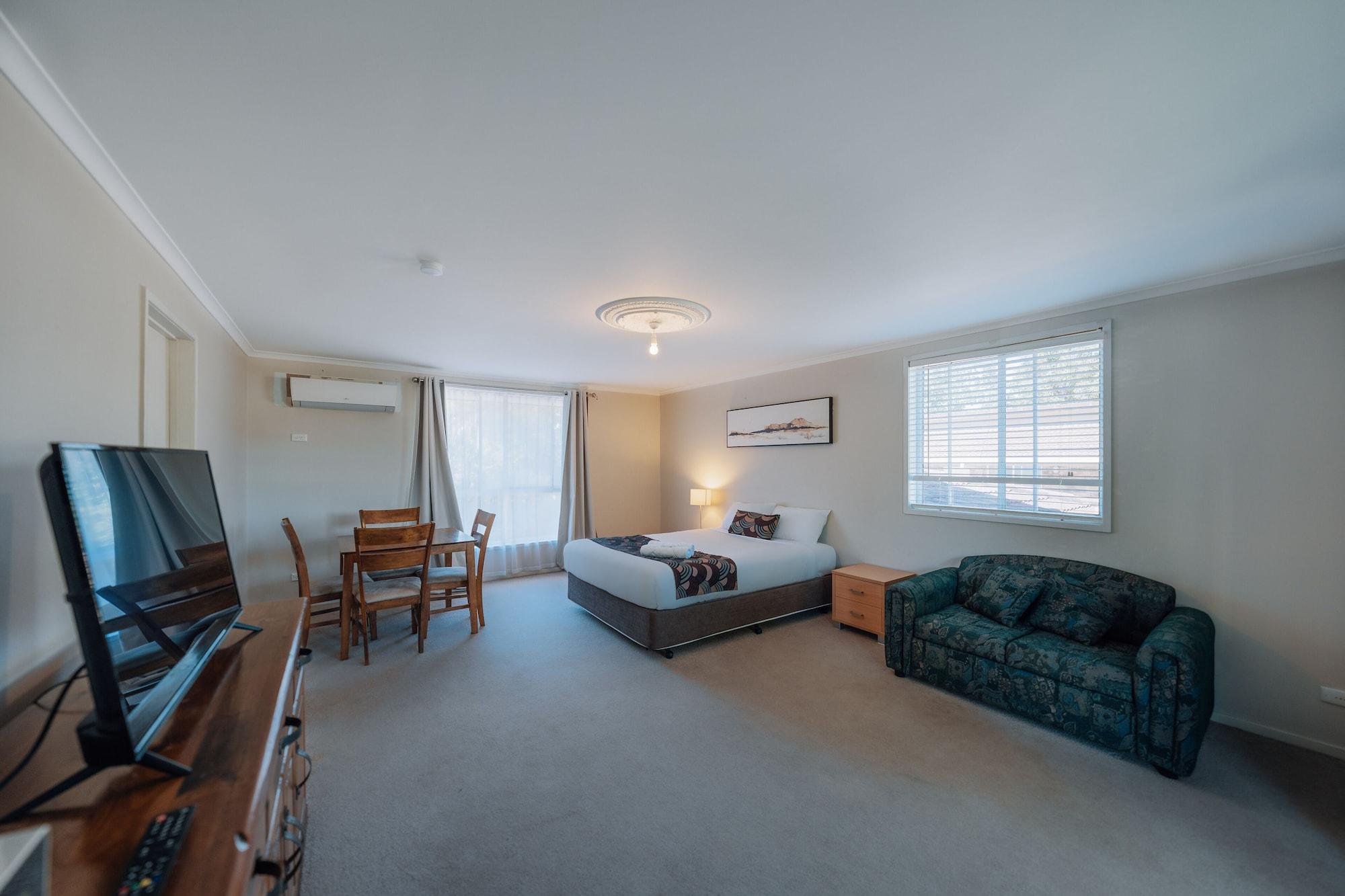 Gosford Palms Motor Inn Dış mekan fotoğraf